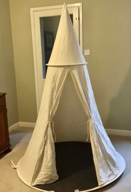 Photo of free TeePee play tent (Millhouses S7) #1