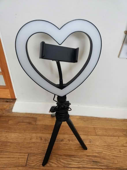 Photo of free Social media light (Wheaton, MD) #1