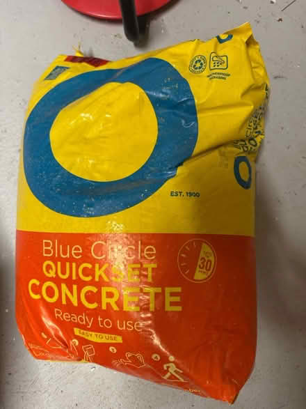 Photo of free Quick dry cement (Wallingford) #1