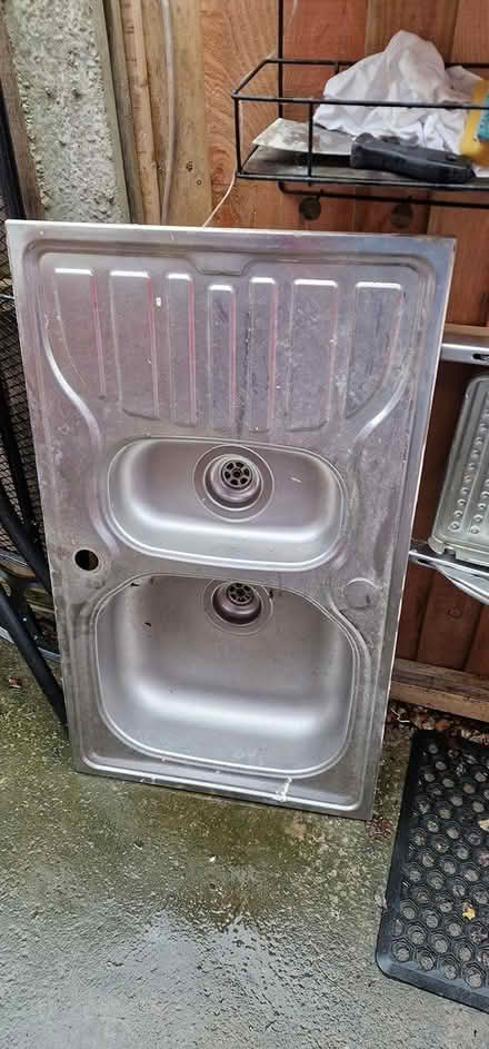 Photo of free 1.5 bowl kitchen sink (Nelson BB9) #1