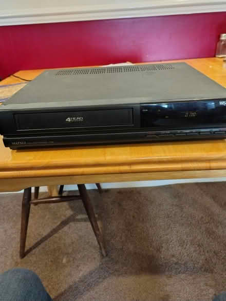 Photo of free VHS video recorder (Tilehurst) #1