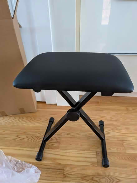 Photo of free small folding bench (Old Ottawa south) #1