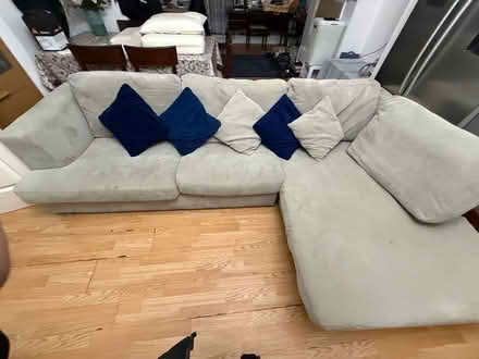 Photo of free L shape sofa with cushions (West Croydon CR0) #1