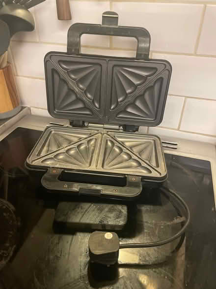 Photo of free Salter toastie maker (OX44 nuneham) #2