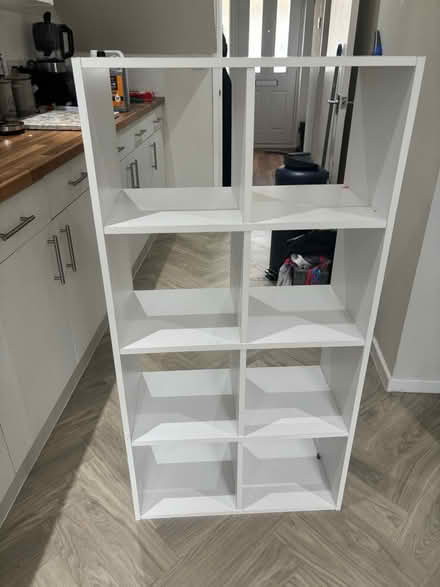 Photo of free White unit (GL54) #2