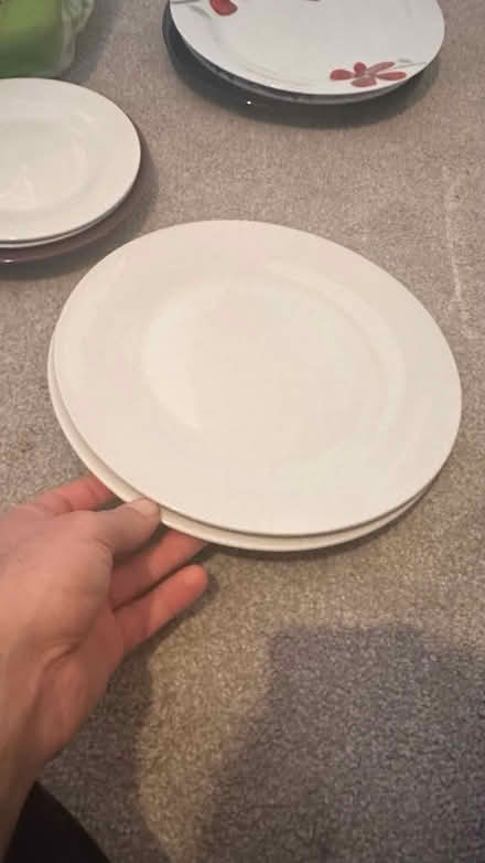 Photo of free Set if plates (RM19) #2