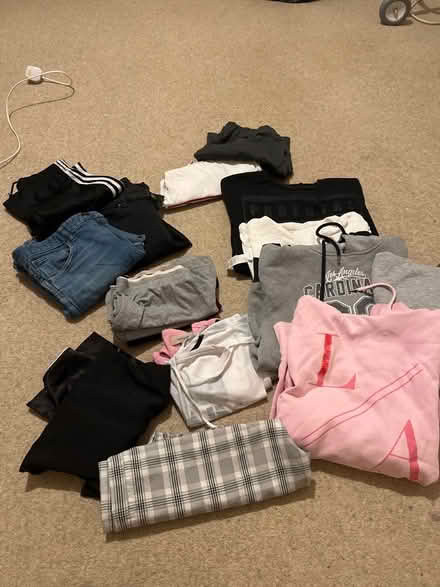 Photo of free Men’s clothes xx/xs/s/m (Gosmore SG4) #1