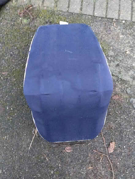 Photo of free Britax child's booster seat (Golden Triangle NR2) #2