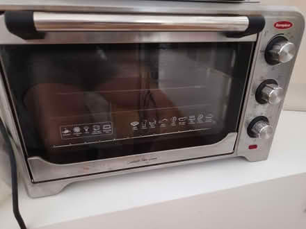 Photo of free Oven (Cairnhill circle) #1