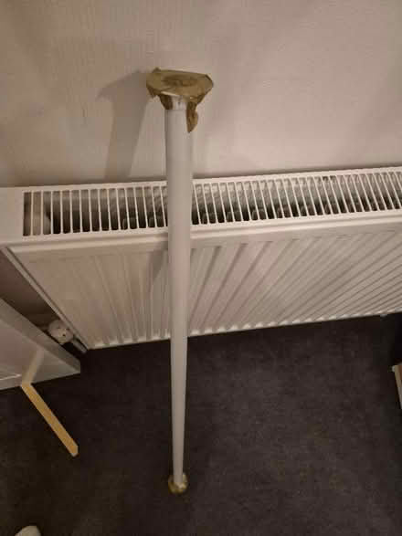 Photo of free Extendable clothes hanger (Preston Park area BN1) #2