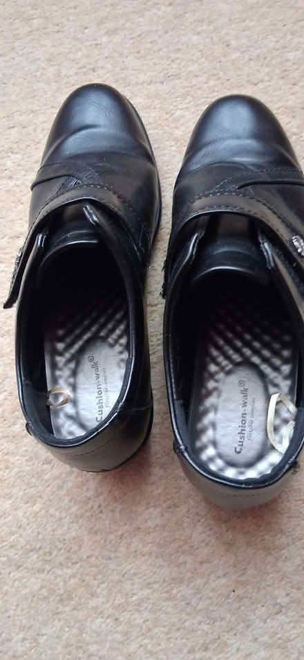Photo of free black shoes size 7 used once (Wigmore LU2) #1