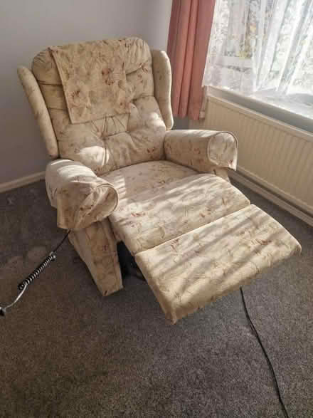 Photo of free Recliner armchair (IP1 6) #2