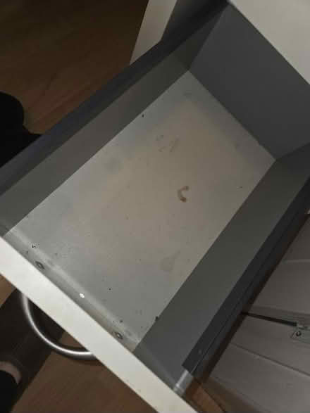 Photo of free White ikea style draw set (TN34) #3