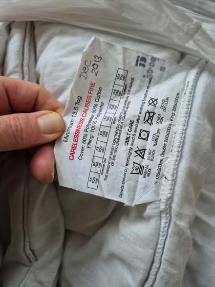 Photo of free King Duvet 13.5 tog (DE72 3BT) #2