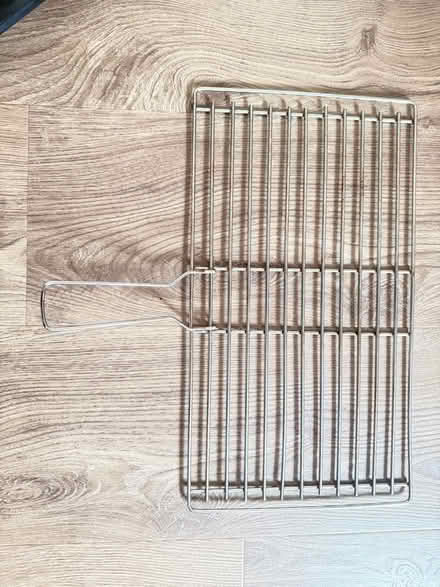 Photo of free Grill Rack with handle (Finchampstead RG40) #1
