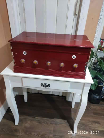 Photo of free Harmonium with table (B27) #1