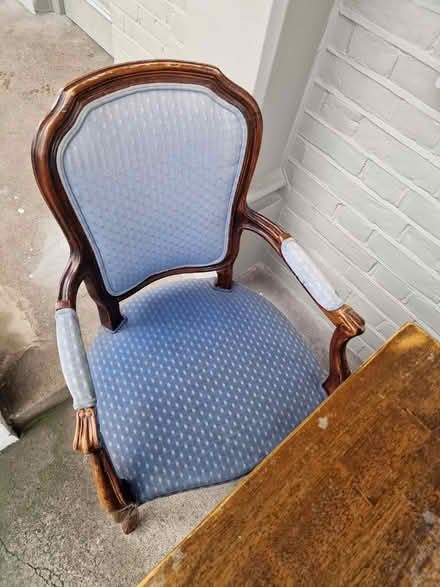 Photo of free 3 chairs & 1 table (SW6) #2