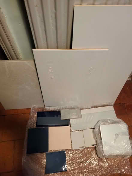 Photo of free Collection of tiles (Lye Valley OX3) #1