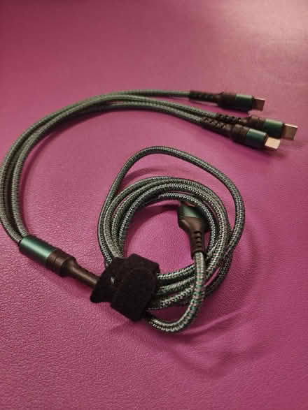 Photo of free 3 in 1 Charging Cable (Salford, M3) #2