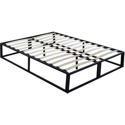 Photo of free Black metal double bed frame with mattress (Streatham Park SW16) #2