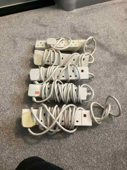 Photo of free 5 extension cables (Mold, CH7 (Pentre)) #1