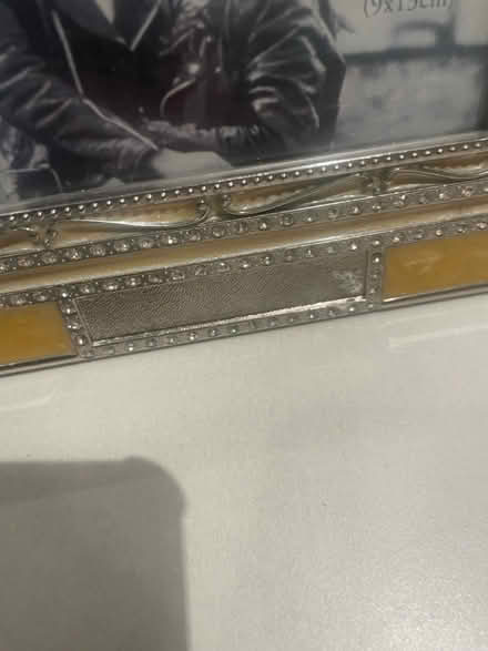 Photo of free 3.5x5” metal photo frame (Kennedy/16th in Markham) #3