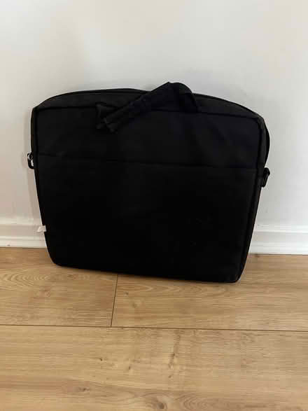 Photo of free Kensington Laptop Bag (Bromsgrove B61) #3