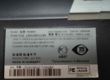 Photo of free Samsung P2450H 24"/61cm monitor in excellent condition (Macclesfield SK11) #3