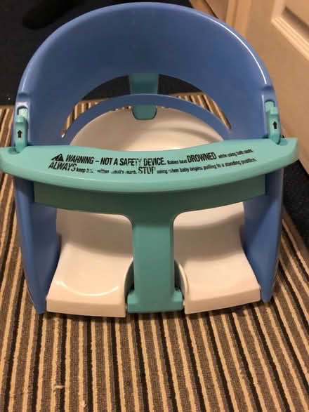Photo of free Baby bath seat 6 months+ (Ellesmere SY12) #1