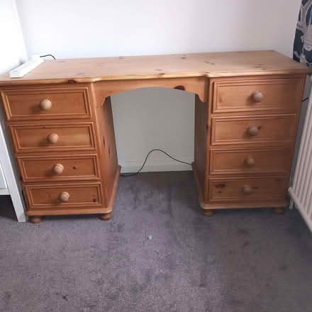 Photo of free Pine desk with 8 drawers (Ewelme OX10) #1