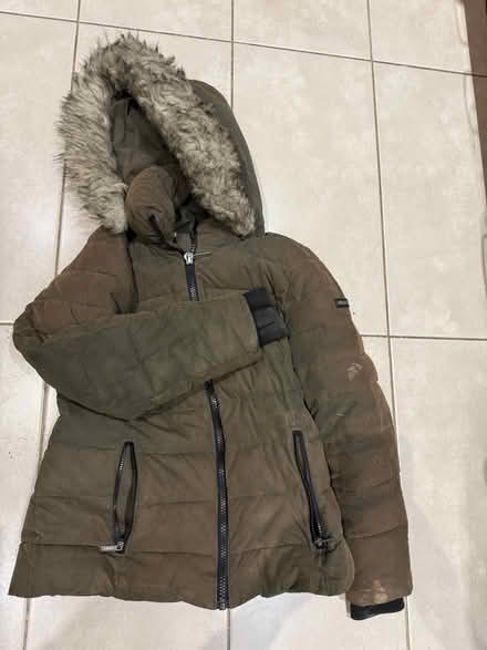 Photo of free Khaki Dkny puffa about size 8-10, green ski jacket size 10 (Forest Hill OX33) #1