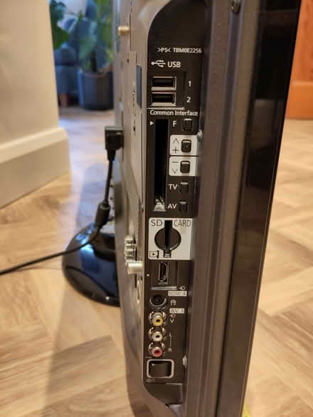 Photo of free 42 inch Panasonic TV. (Berkhamsted HP4) #2