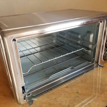 Photo of free Toaster Oven (Yonge Eglinton) #3