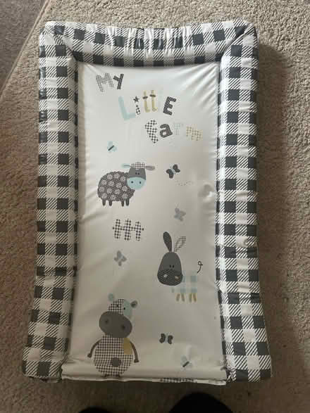 Photo of free Baby changing mat (New barnet EN4) #1