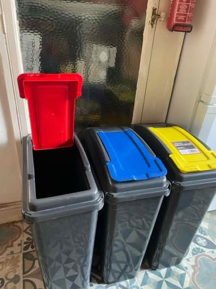 Photo of free 3x25L storage bins (SE4) #1