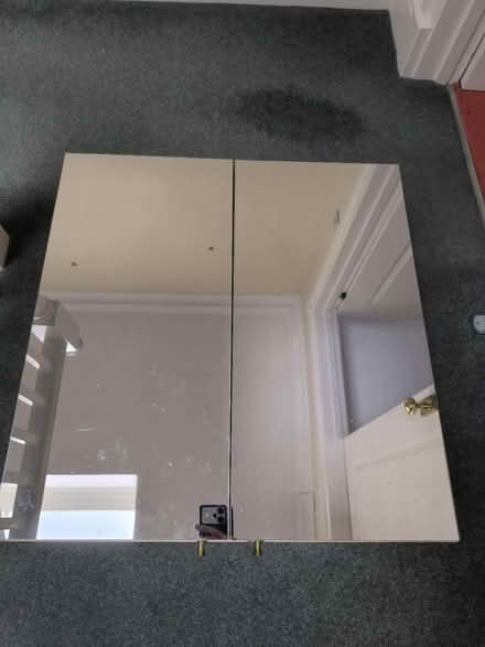 Photo of free Mirrored doors bathroom cabinet (Reading RG2 (Shinfield Road)) #1