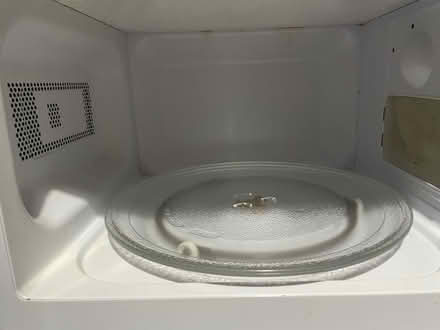 Photo of free Microwave (PR5 Clayton brook) #4