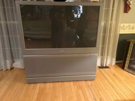 Photo of free Entertainment System (Severna Park) #4