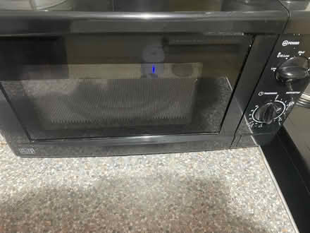 Photo of free Microwave (PR5 Clayton brook) #1