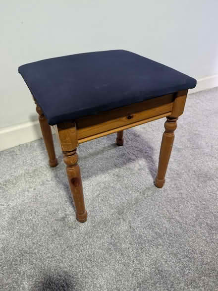 Photo of free Stool (Handsworth B21) #1