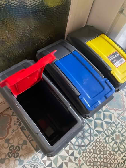 Photo of free 3x25L storage bins (SE4) #4