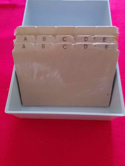 Photo of free Card Index Box with A to Z index cards (CO11) #1