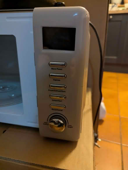 Photo of free Microwave oven (Markinch KY7) #3