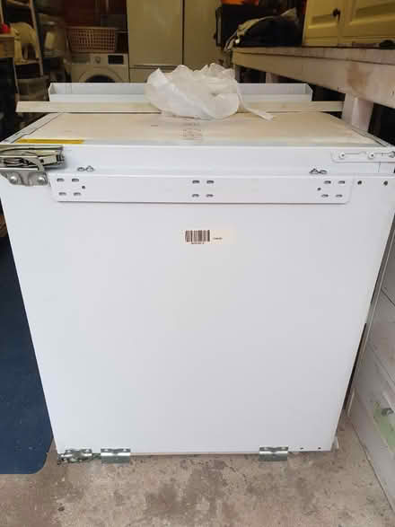 Photo of free Integrated Fridge (Mansfield Ng18) #1
