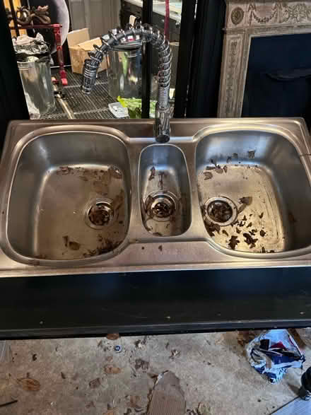 Photo of free St steel sink with tap (Lambs Green RH12) #1
