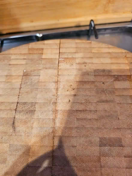 Photo of free Round.chopping board (Batemoor S8) #2
