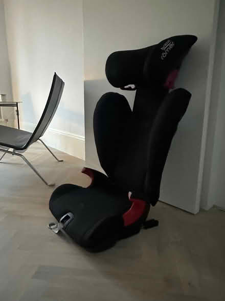 Photo of free Car seat (Shepherds Bush W14) #1
