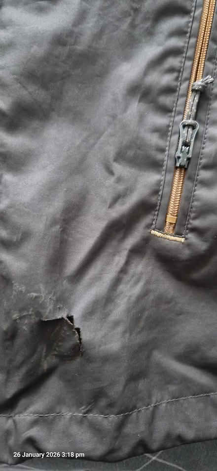 Photo of free Men's raincoat (DA6) #2