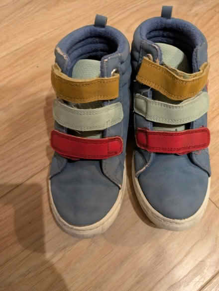 Photo of free Kids trainers (Tangmere) #3