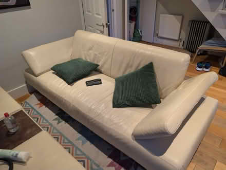 Photo of free Sofa (Woodside Park N12) #1